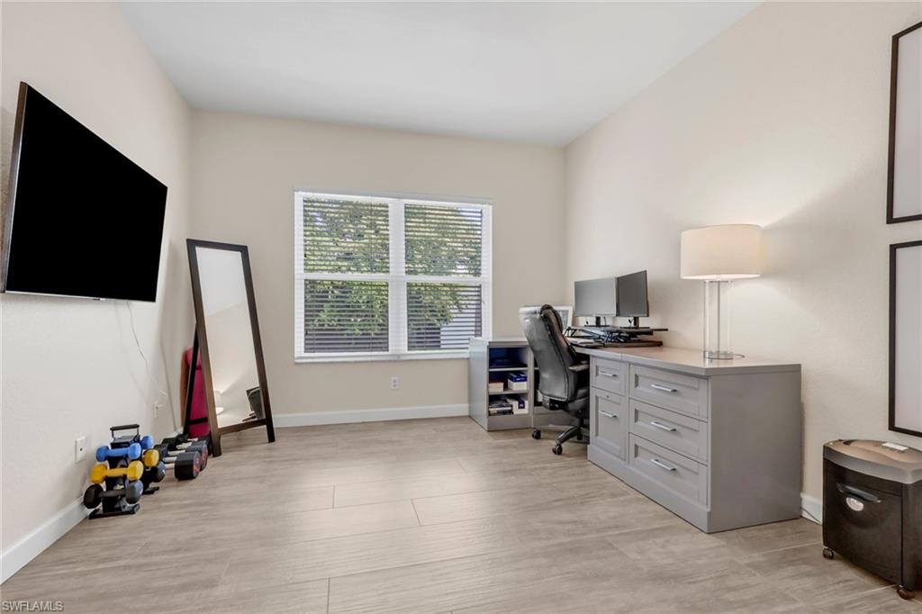 1215 Sarah Jean CIR J205 photo 16