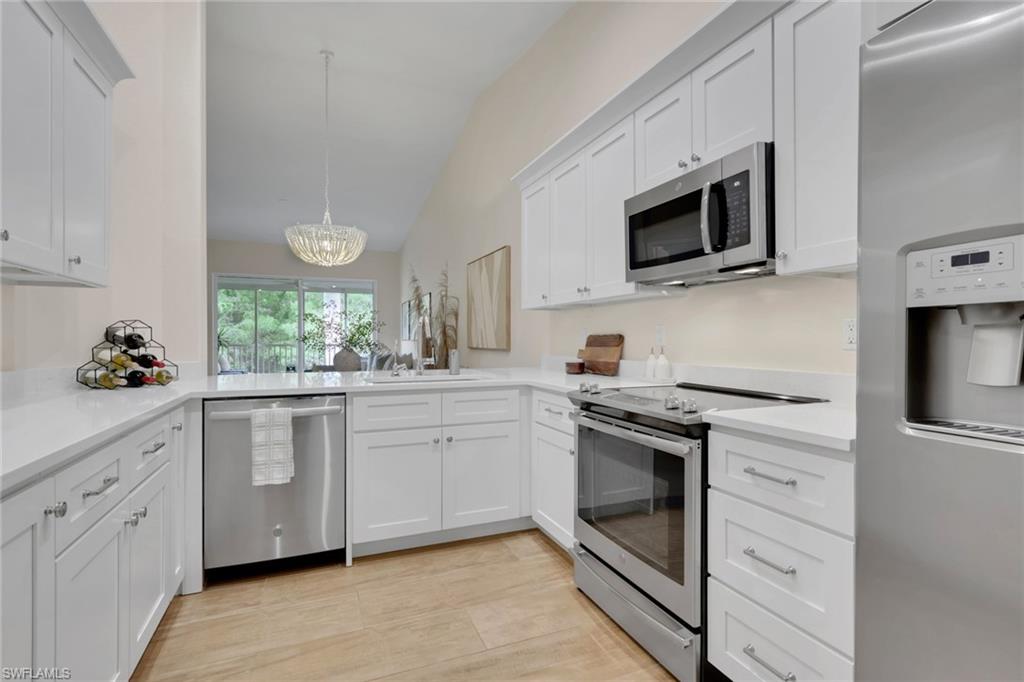 1215 Sarah Jean CIR J205