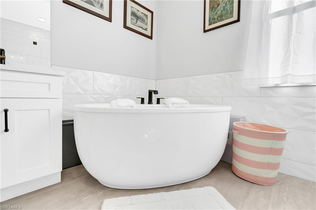 17481 Belie WAY photo 32