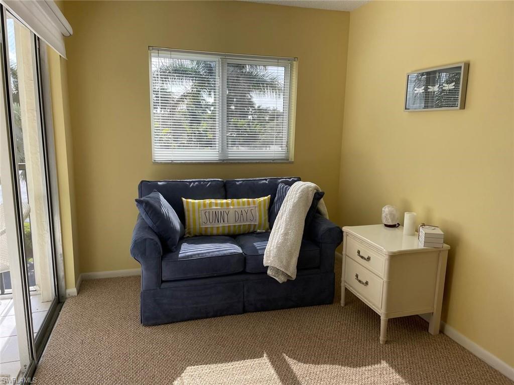 555 Park Shore DR B302 photo 7