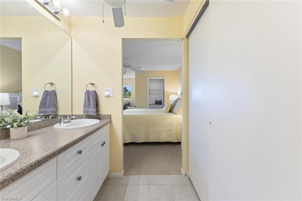 555 Park Shore DR B302 photo 9