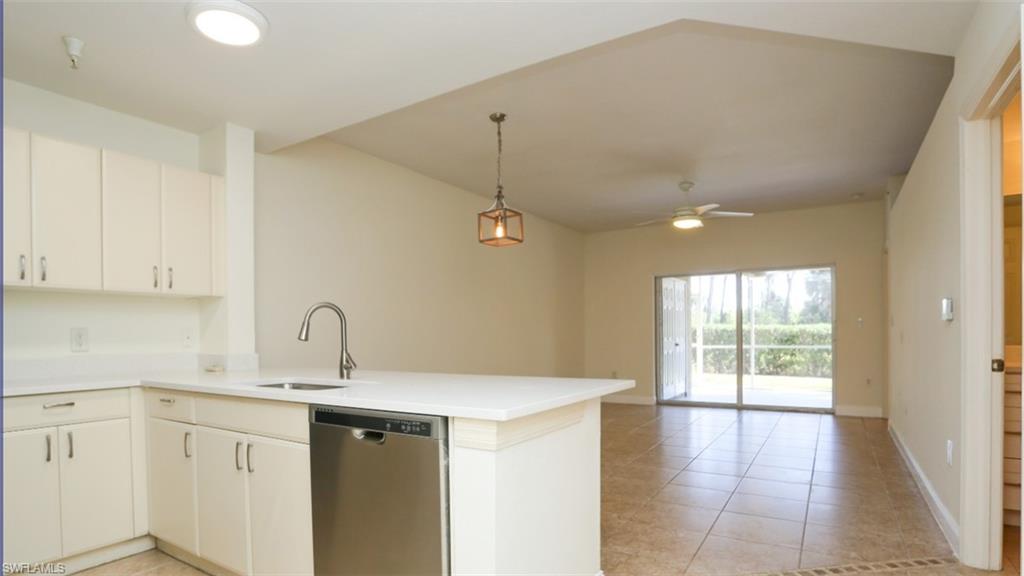 4455 Botanical Place CIR 5-104 photo 10