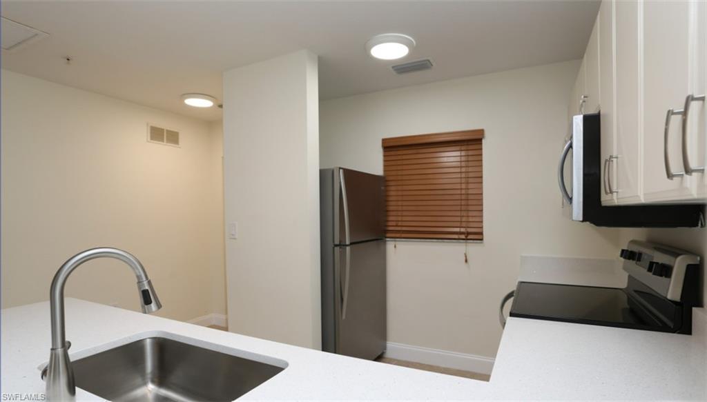 4455 Botanical Place CIR 5-104 photo 8