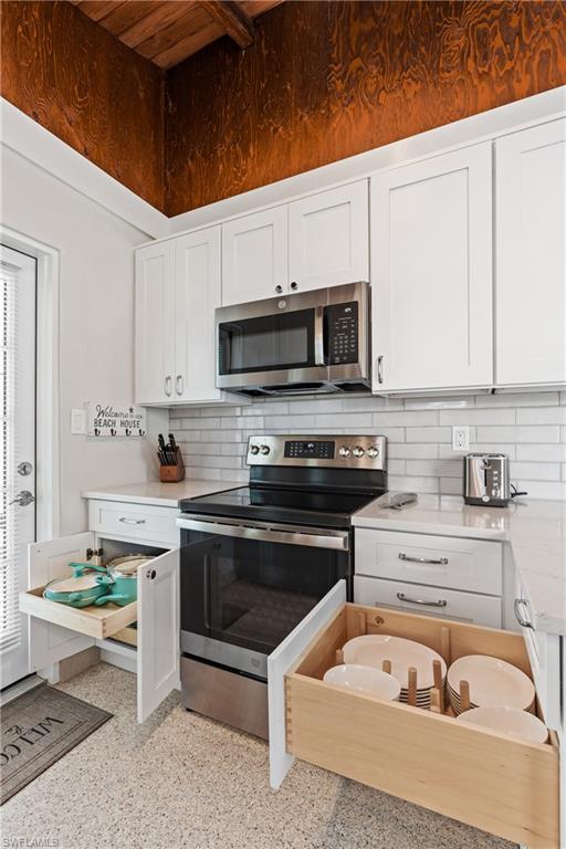 Equipped with everything you need for an enjoyable stay.. all non-toxic cookware.