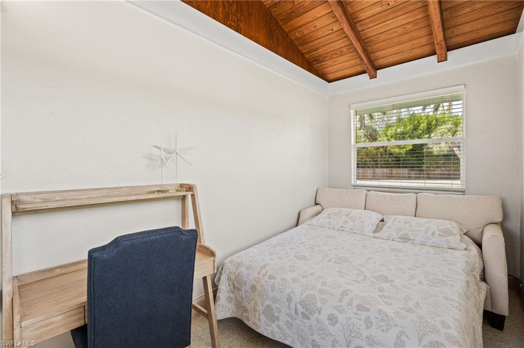 With a pull out couch for additional sleeping space.