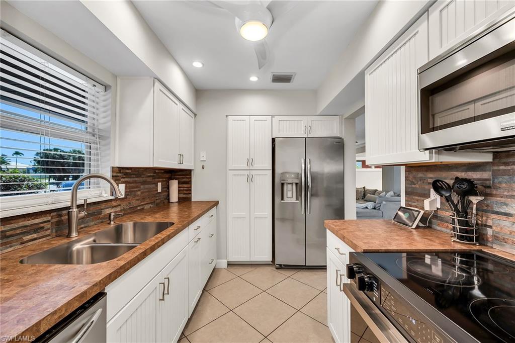 146 Greenbrier ST photo 11