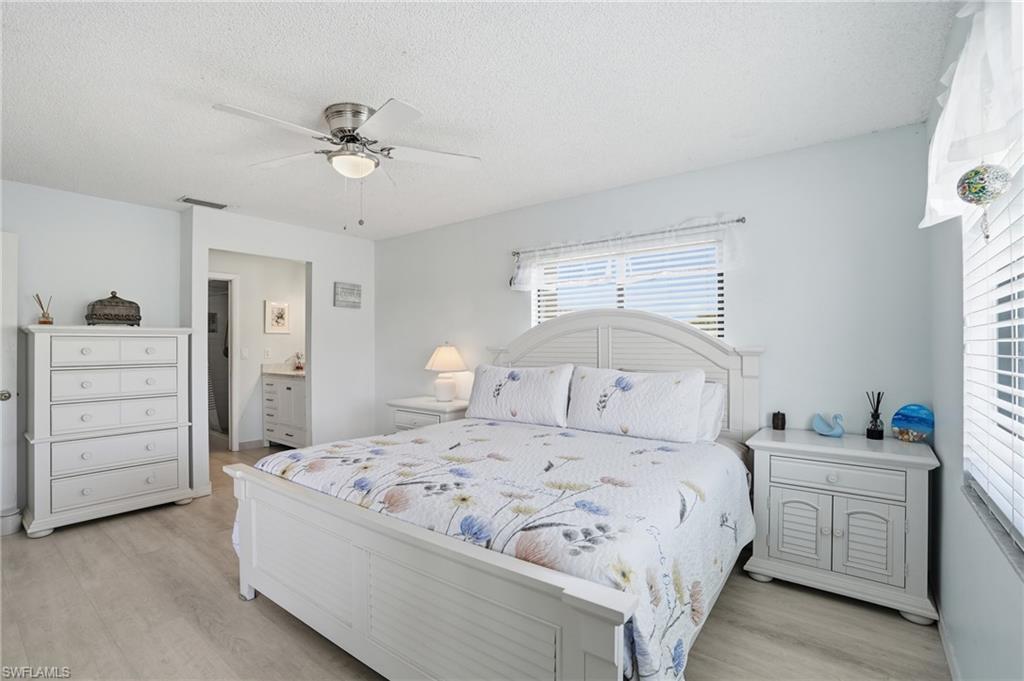 1205 SE 46th LN 201 photo 12