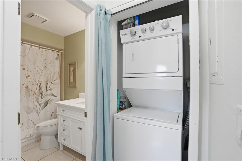 1205 SE 46th LN 201 photo 20