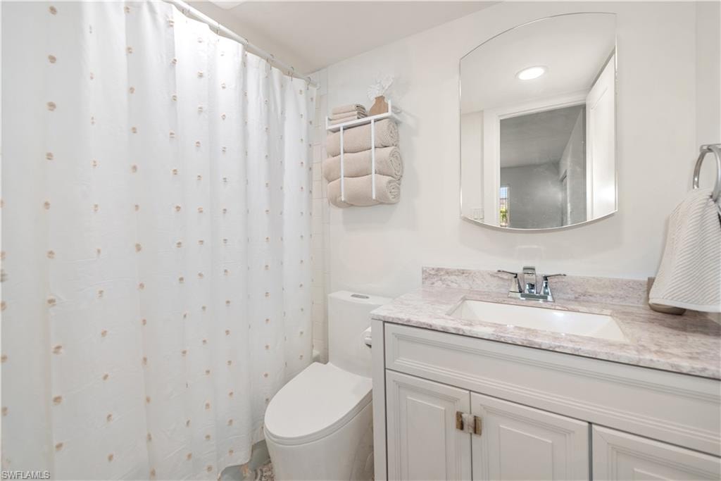 501 Forest Lakes BLVD 111 photo 22
