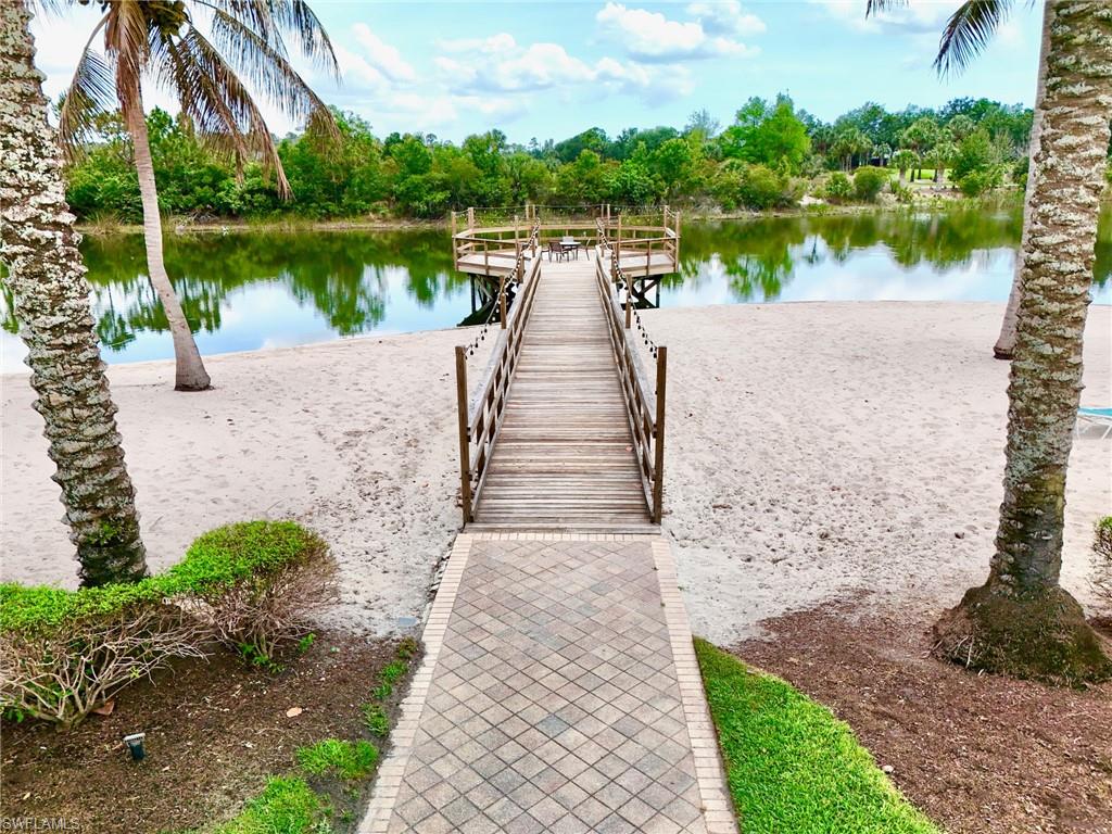 Community Beach & Pier