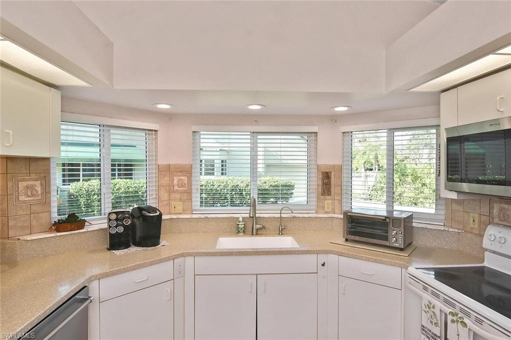 201 McGregor Park CIR 201 photo 26