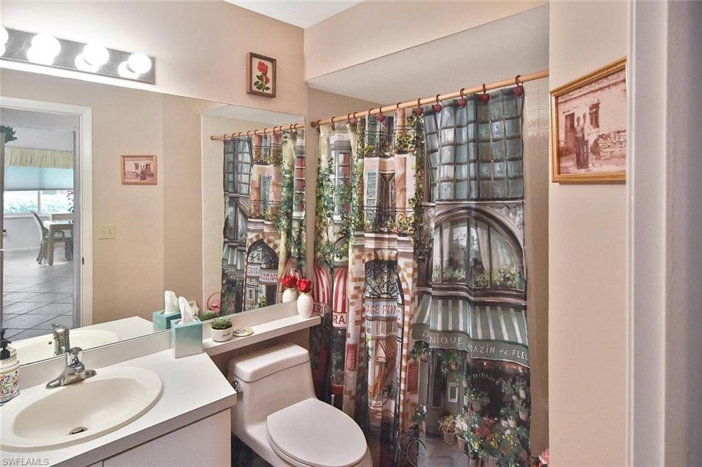 201 McGregor Park CIR 201 photo 8