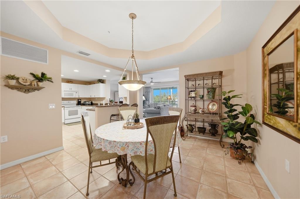 255 W End DR 3306 photo 8