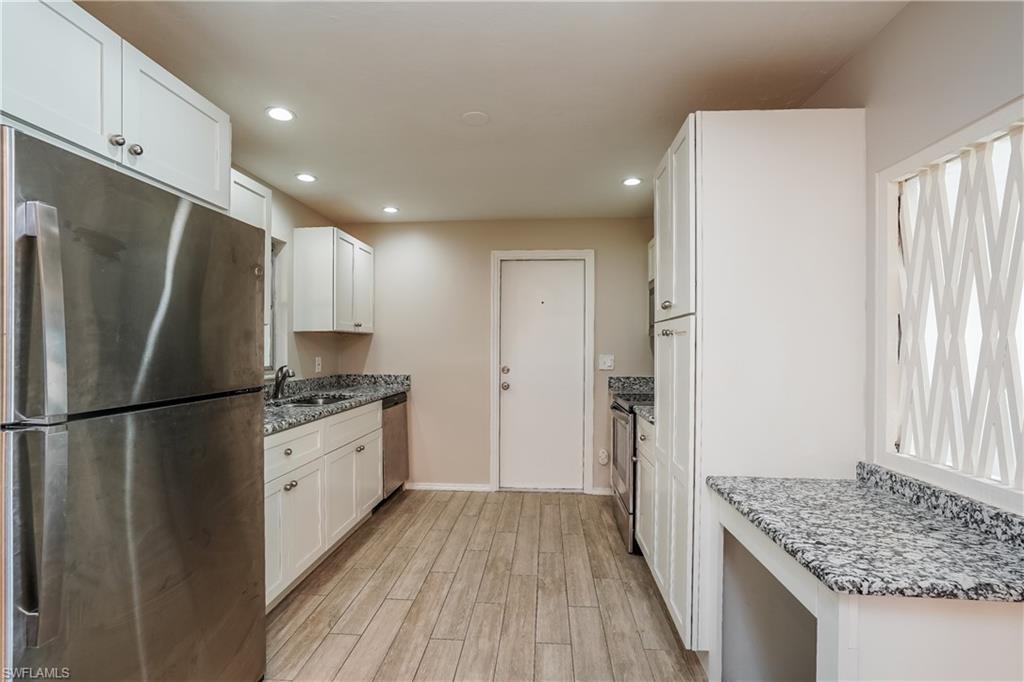 1437 SE 14th TER