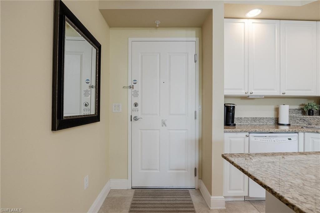 2825 Palm Beach BLVD 214 photo 23