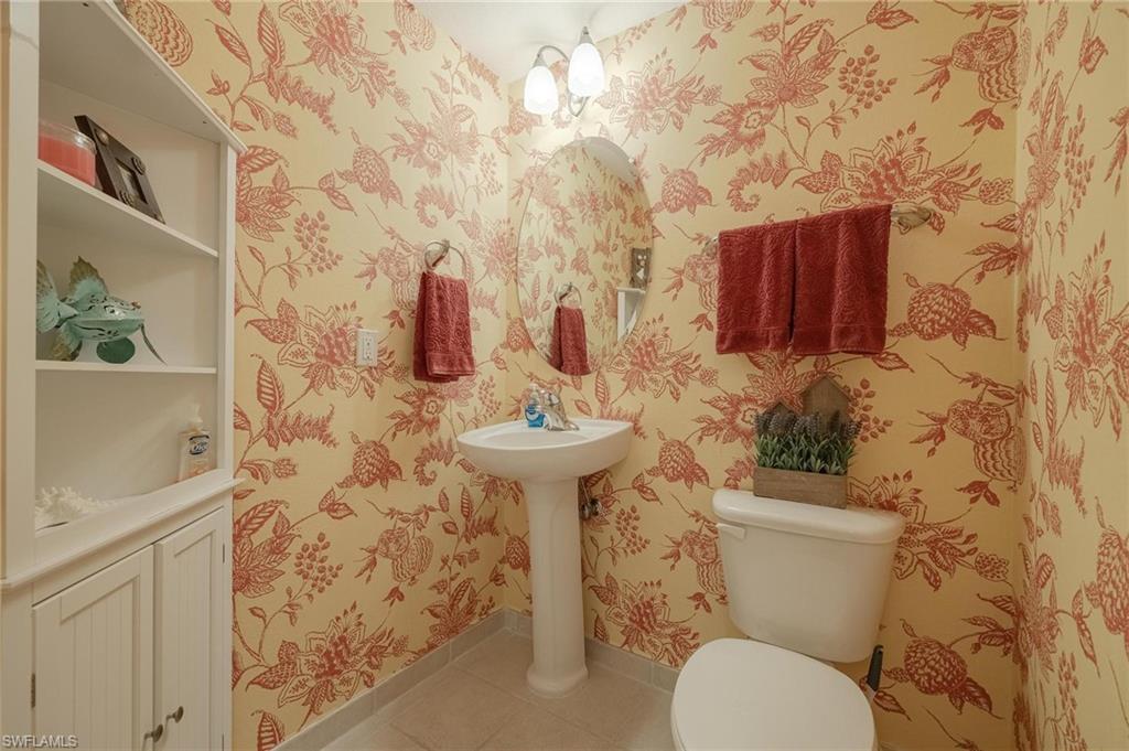 2825 Palm Beach BLVD 214 photo 13