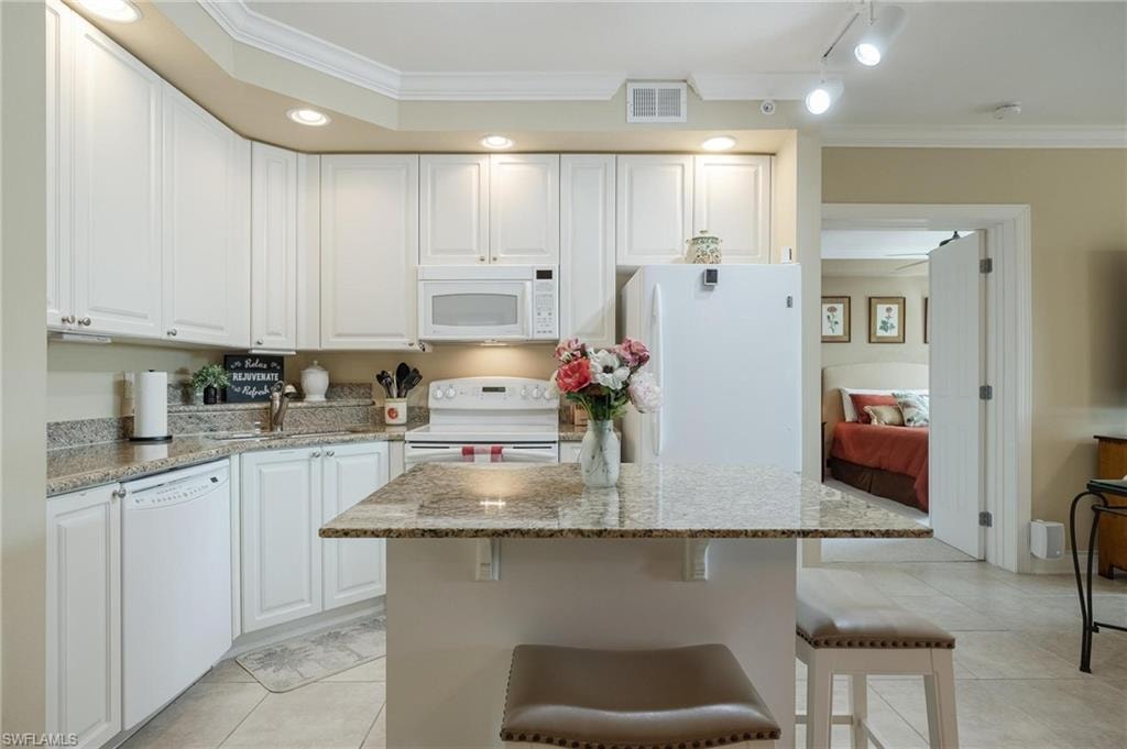 2825 Palm Beach BLVD 214 photo 20