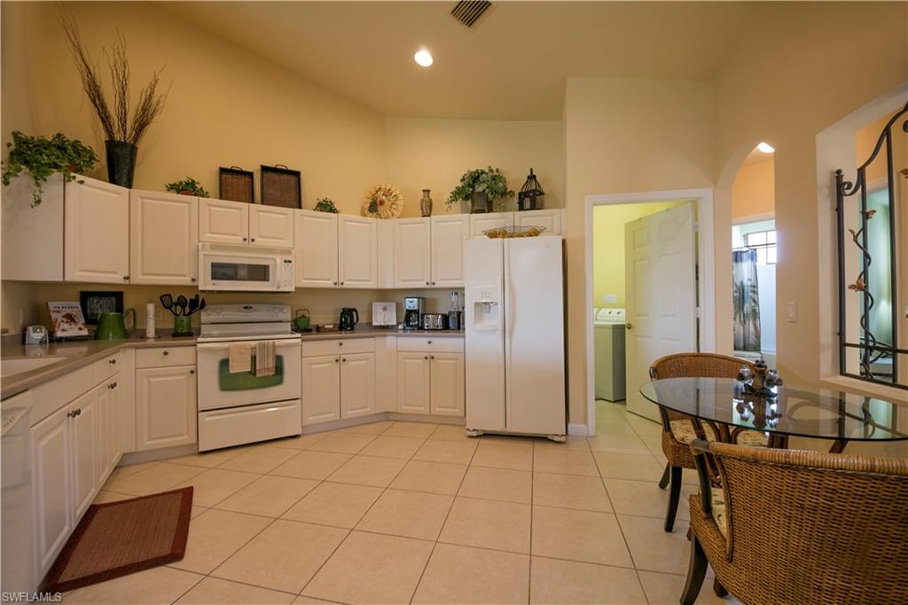 3048 Horizon LN 1104