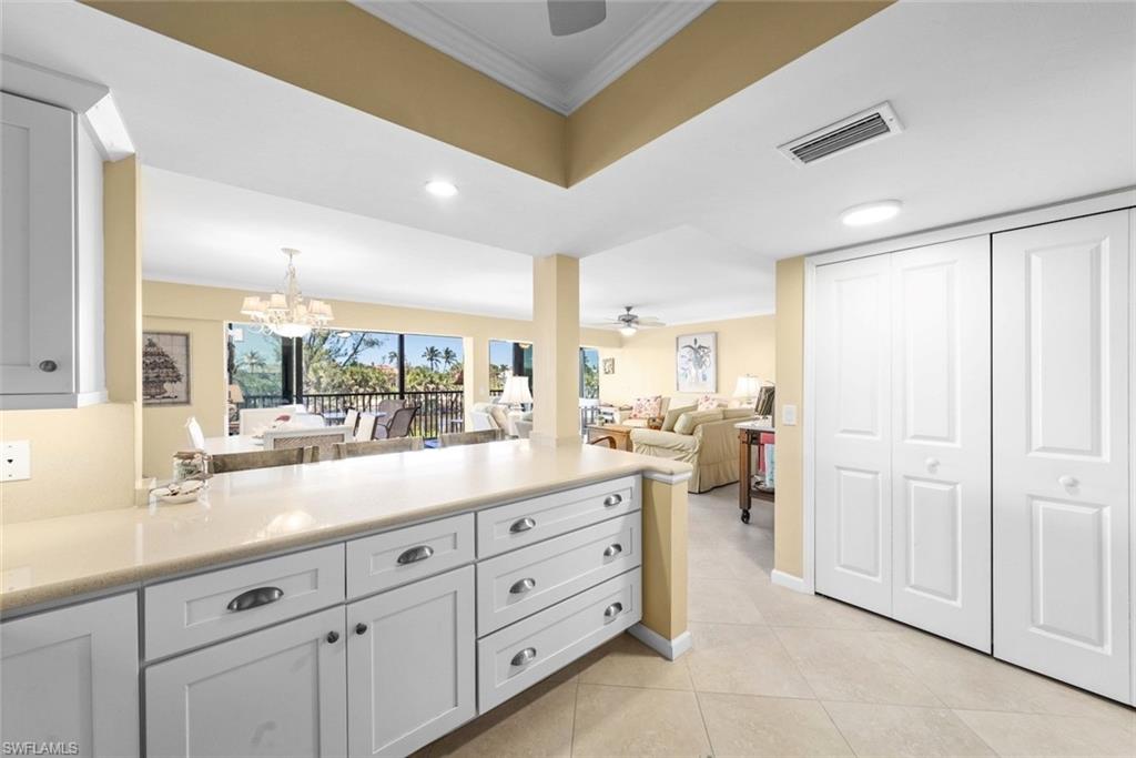 1340 Middle Gulf DR 8A photo 18