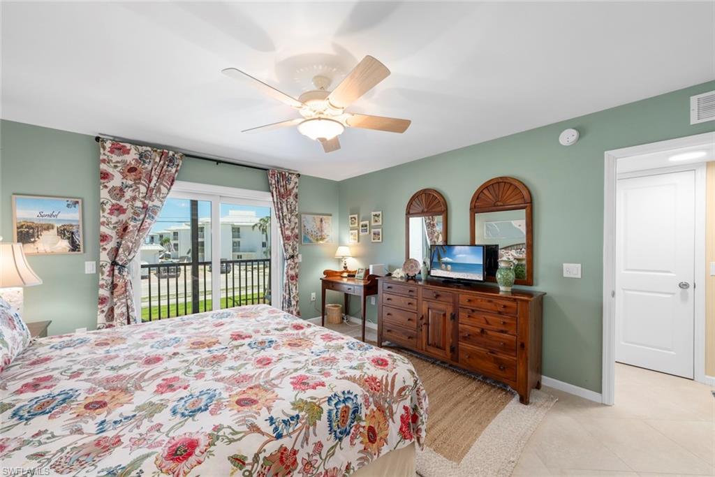 1340 Middle Gulf DR 8A photo 21