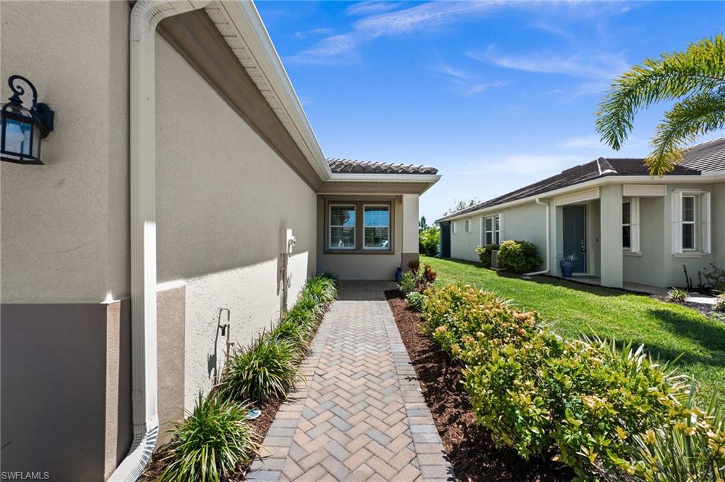 10353 Bonavie Cove DR photo 9