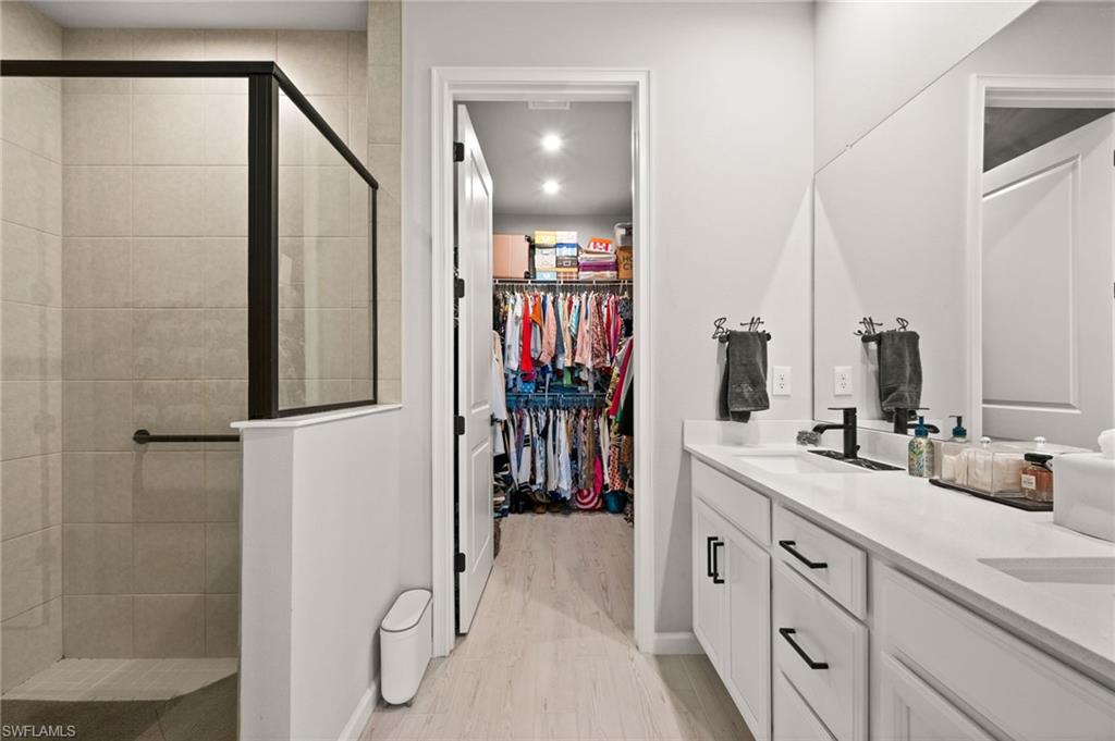 10353 Bonavie Cove DR photo 30