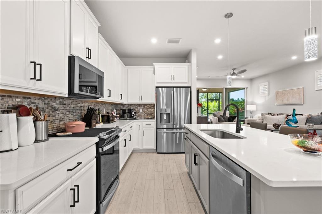 10353 Bonavie Cove DR photo 15
