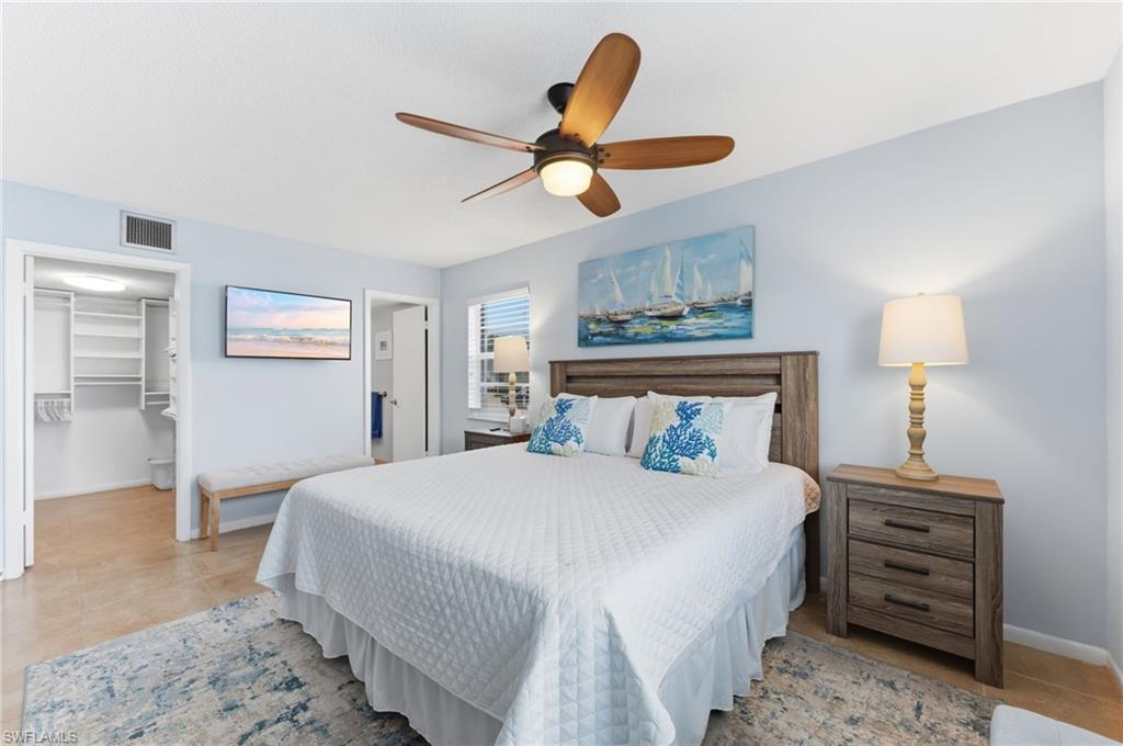 1100 Little Neck CT F52 photo 12