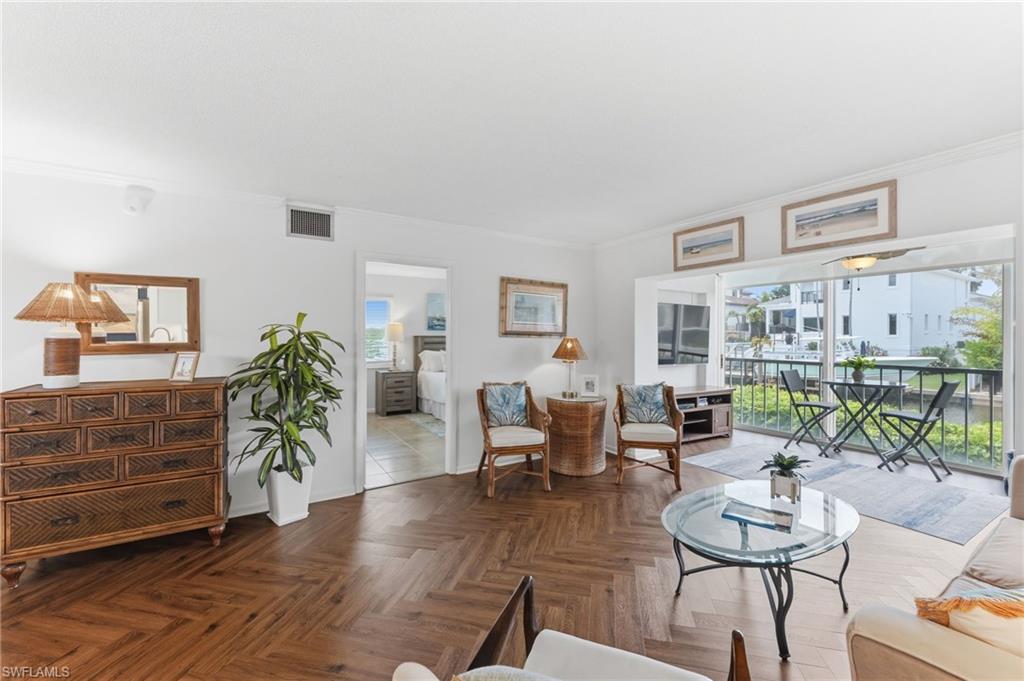 1100 Little Neck CT F52 photo 7