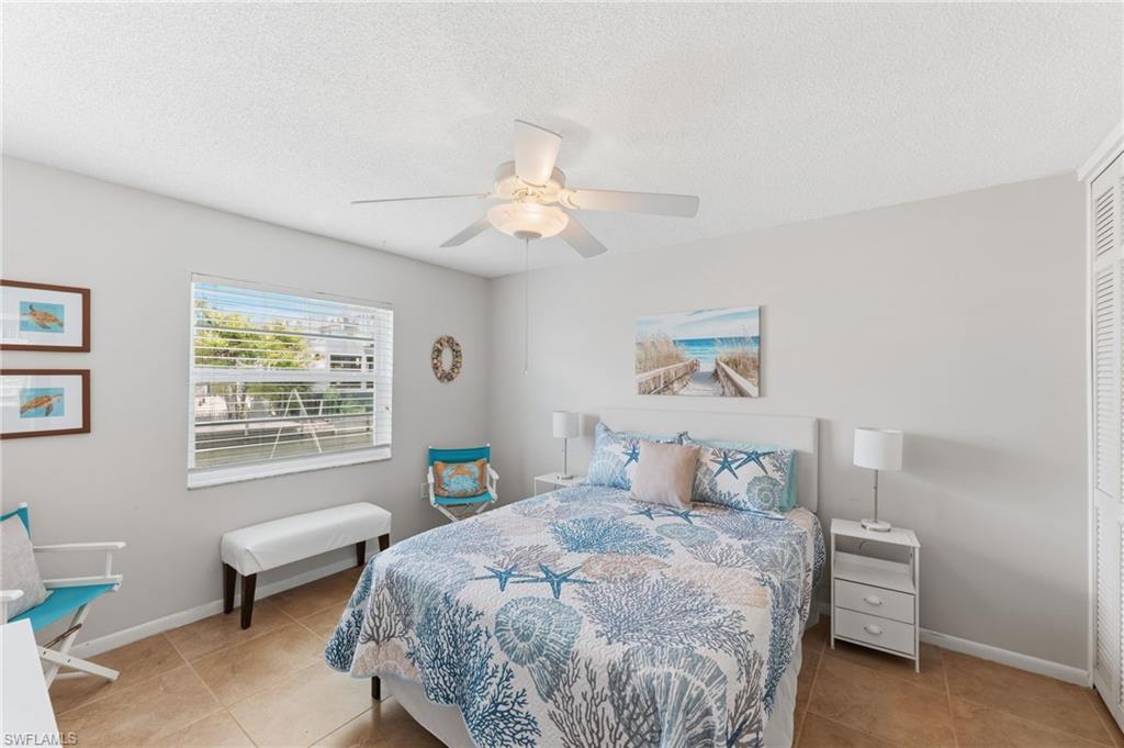 1100 Little Neck CT F52 photo 15