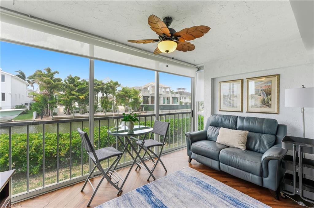 1100 Little Neck CT F52 photo 19