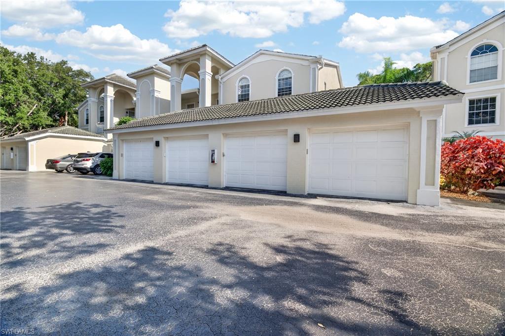 15395 Cedarwood LN 104 photo 40