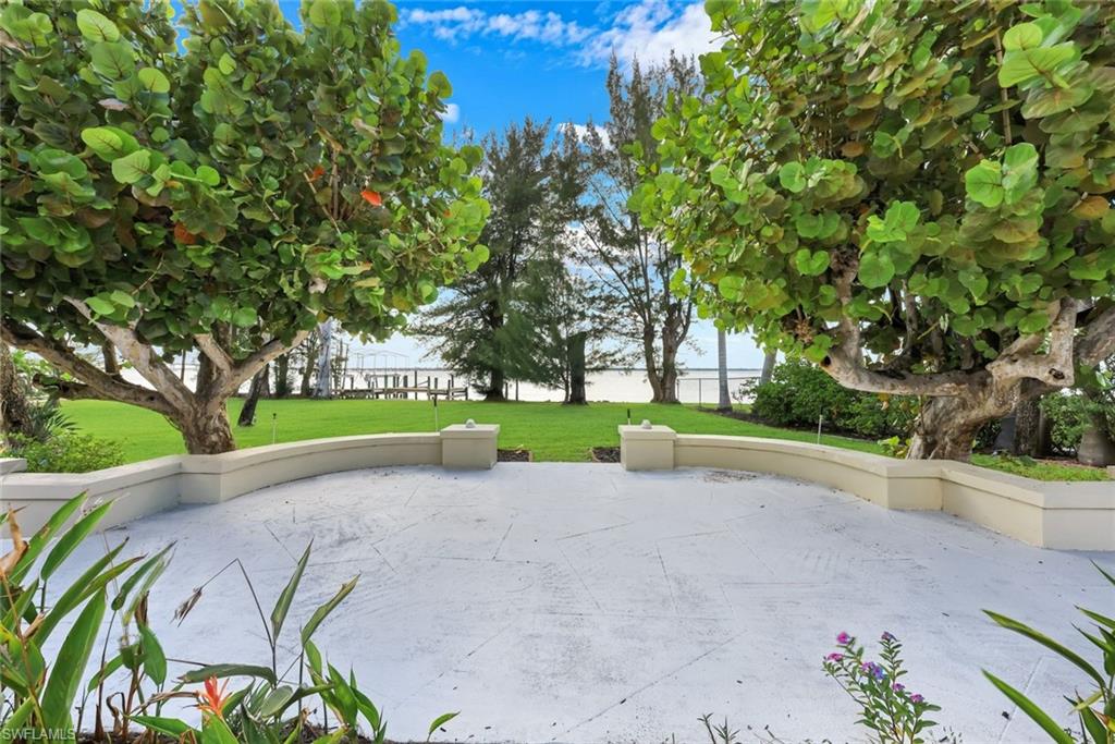 3788 Harold AVE photo 42