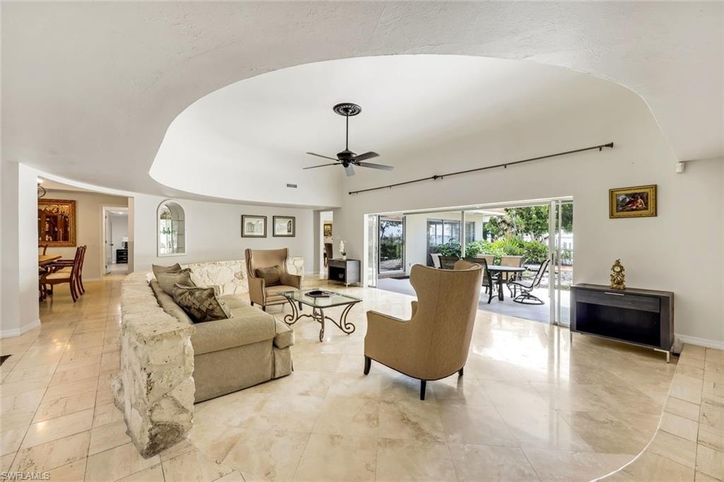 3788 Harold AVE photo 26