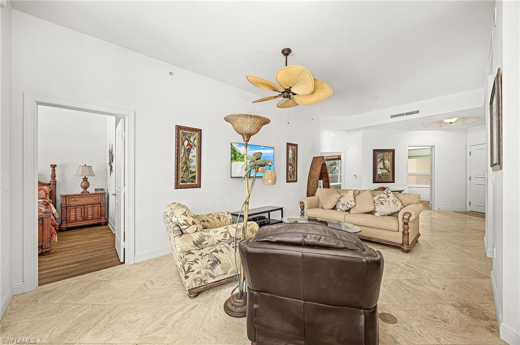 4182 Bay Beach LN 722 photo 6