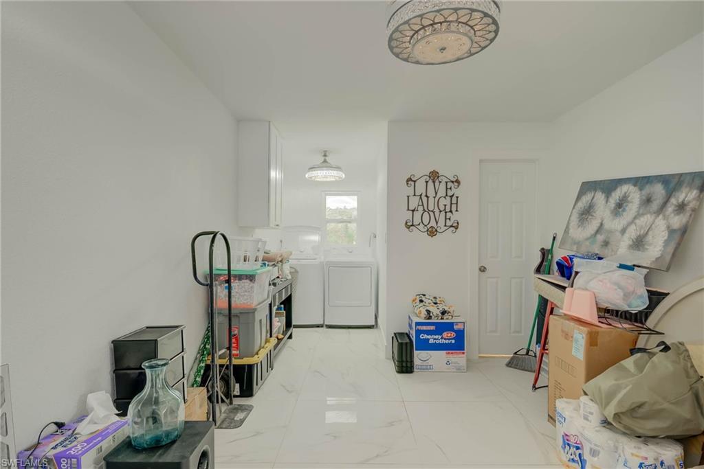 14539 Riverside DR photo 12