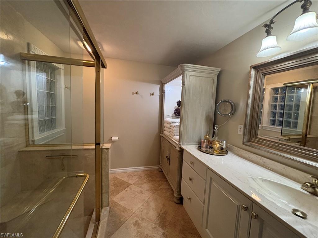 1156 Oakes BLVD photo 29