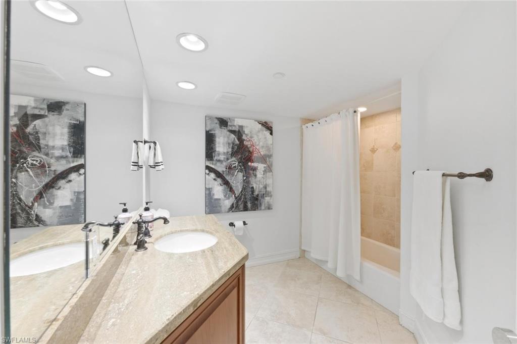 4751 Gulf Shore BLVD N PH7 photo 24