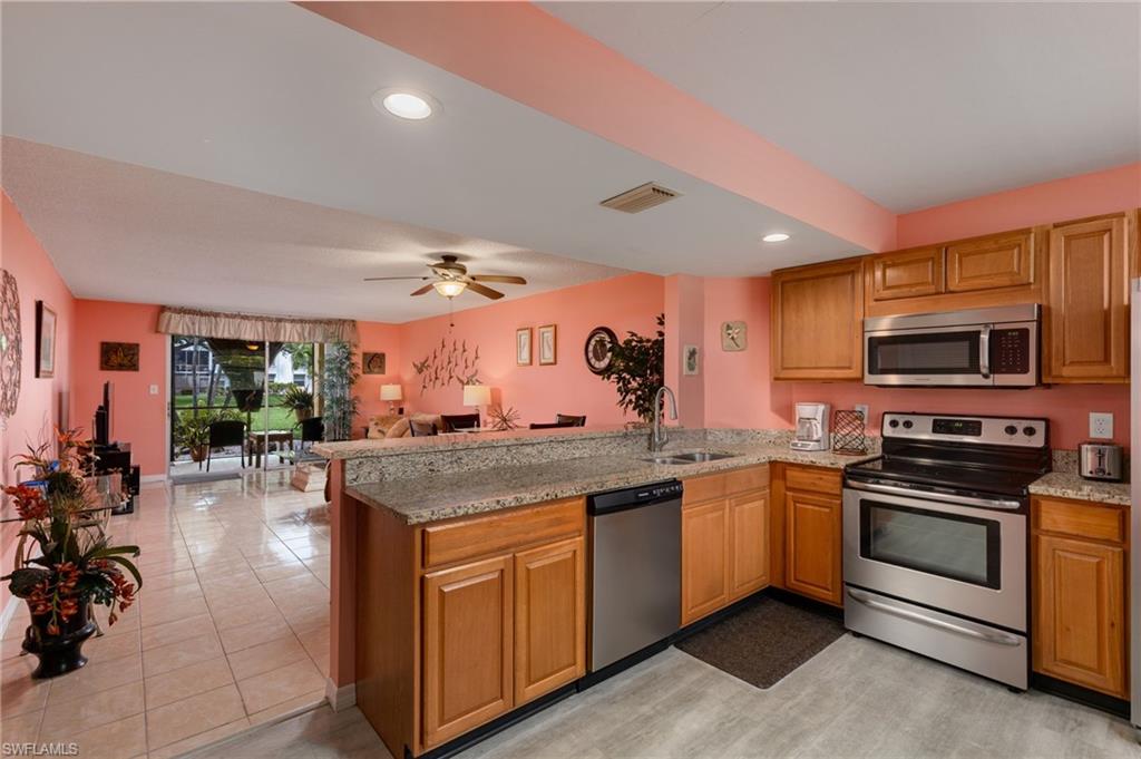 5959 Winkler RD 103 photo 6