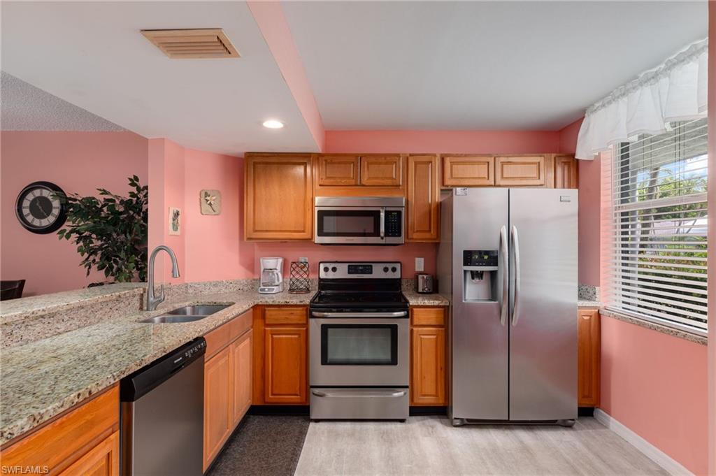 5959 Winkler RD 103 photo 7