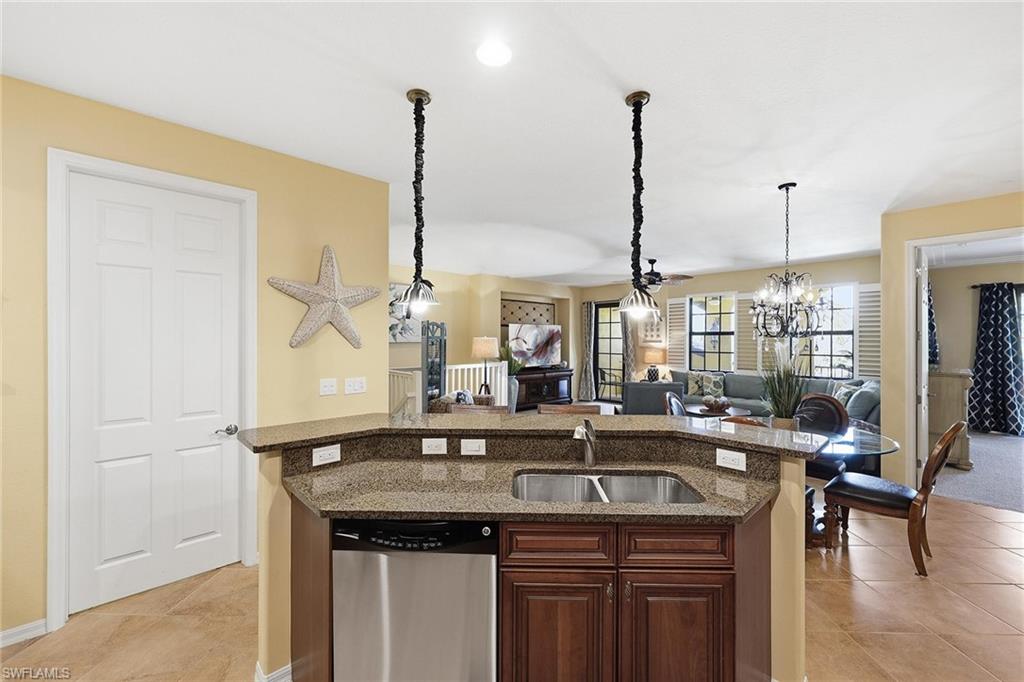 8986 Cambria CIR 2204 photo 10