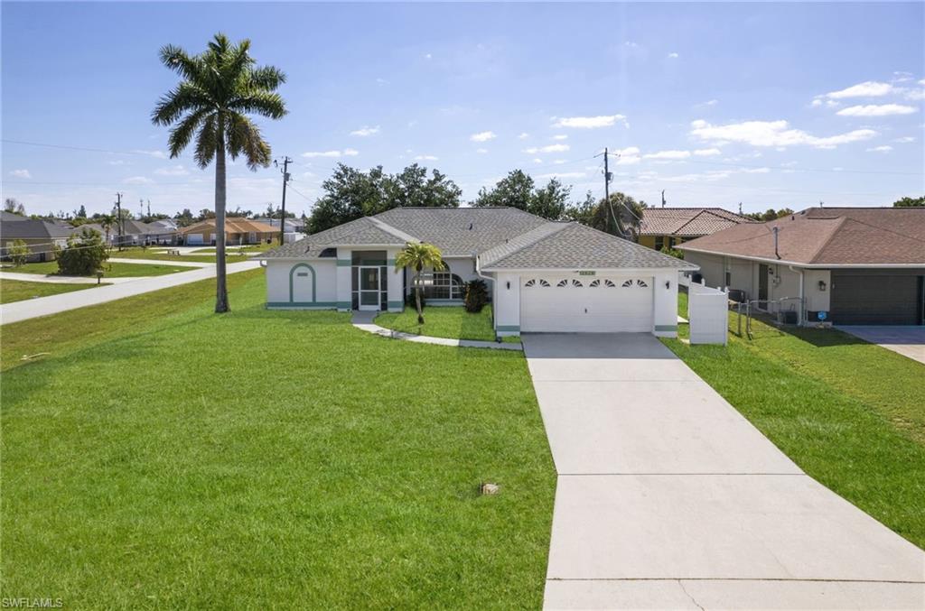 2929 SW 8th CT