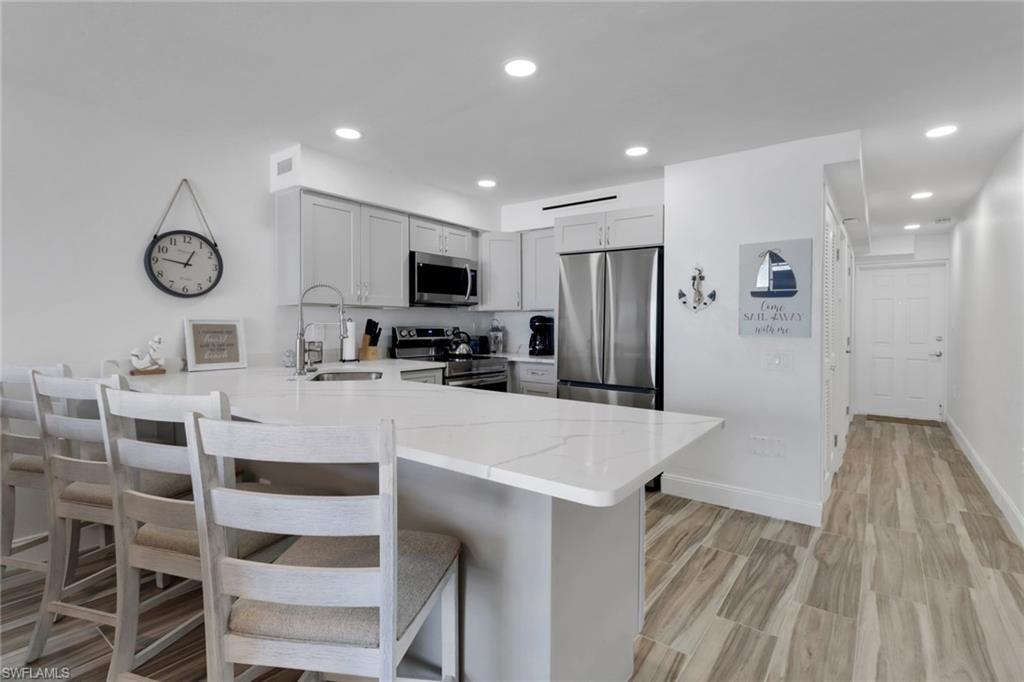 25850 Hickory BLVD 102 photo 8