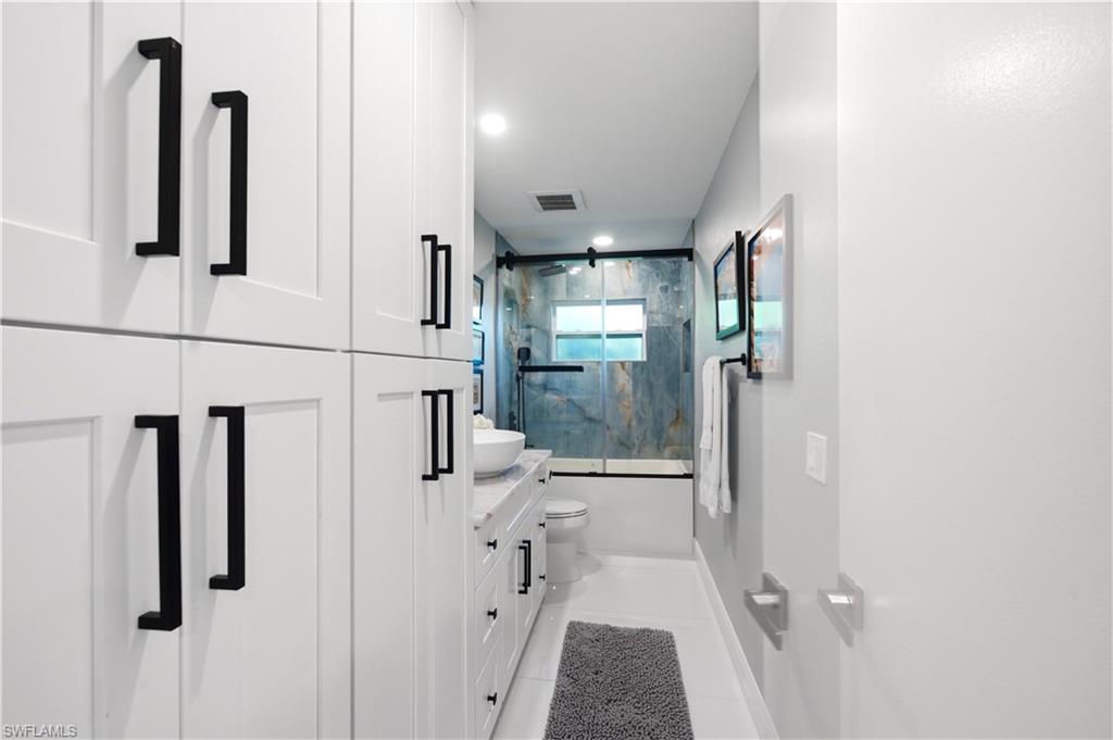 guest bath tub shower