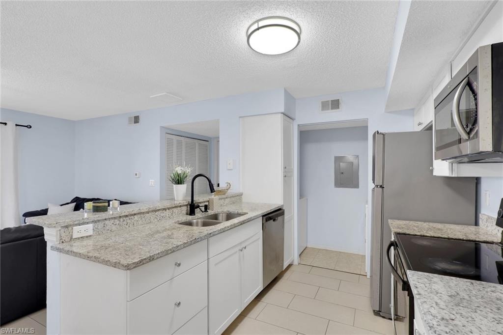 2214 Arbour Walk CIR 2012