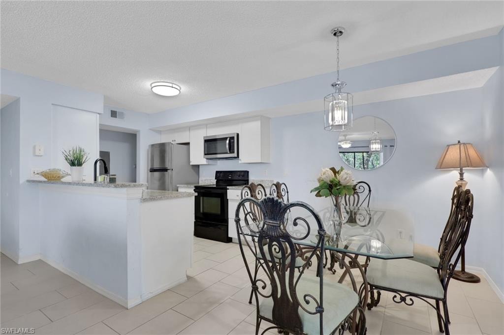 2214 Arbour Walk CIR 2012