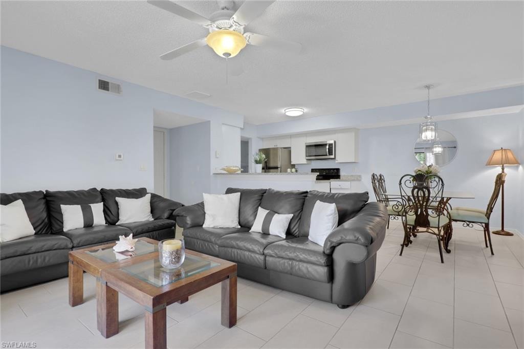2214 Arbour Walk CIR 2012