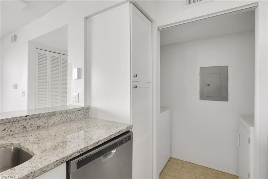 2214 Arbour Walk CIR 2012 photo 8