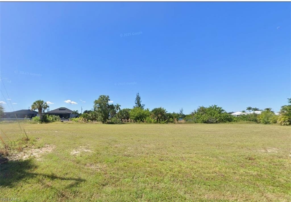 1846 NW 37th PL photo 17