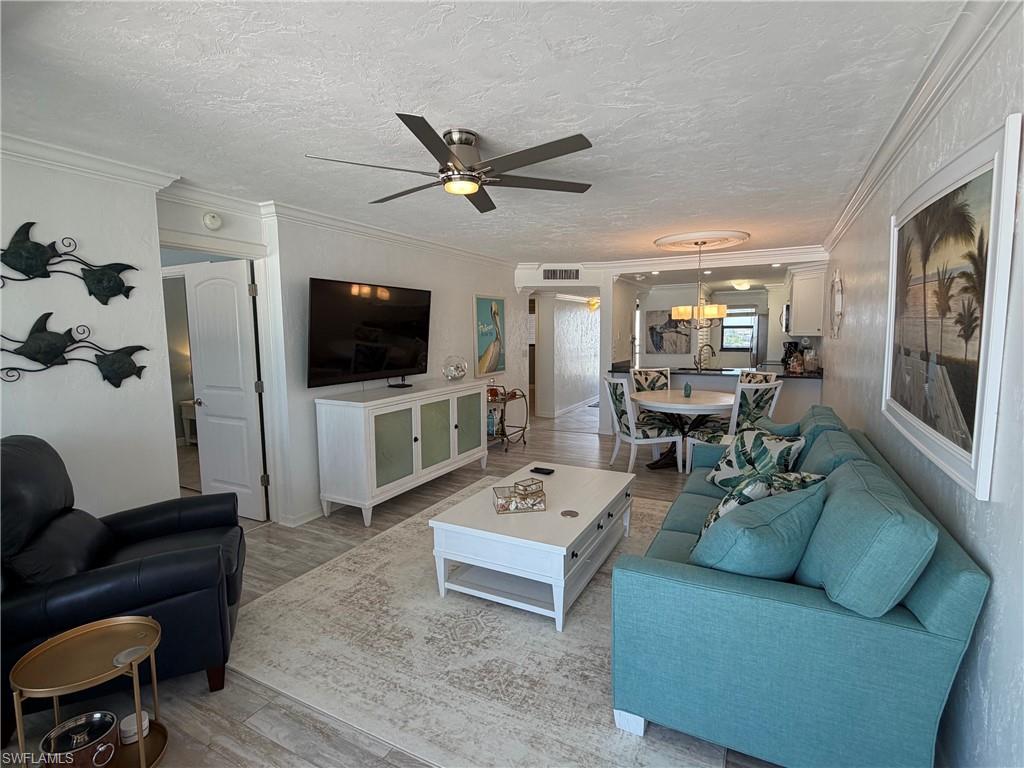 6400 Estero BLVD 402 photo 16